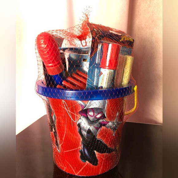 Marvel Spiderman licensed summer toy sand bucket New with tag - Picture 1 of 3